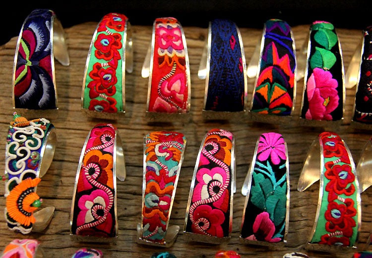 Festival Thread Blessing Miao hand-embroidered bangle restored image 5 source 006.jpg
