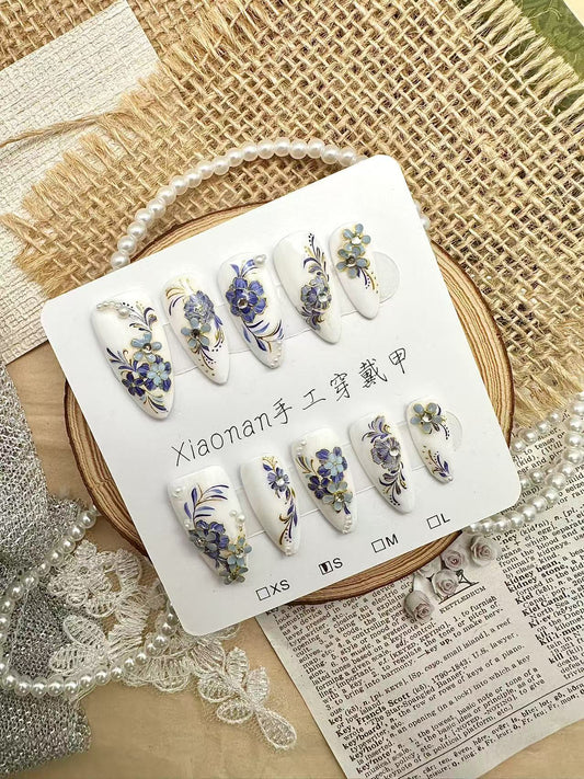 A06-Porcelain Elegance