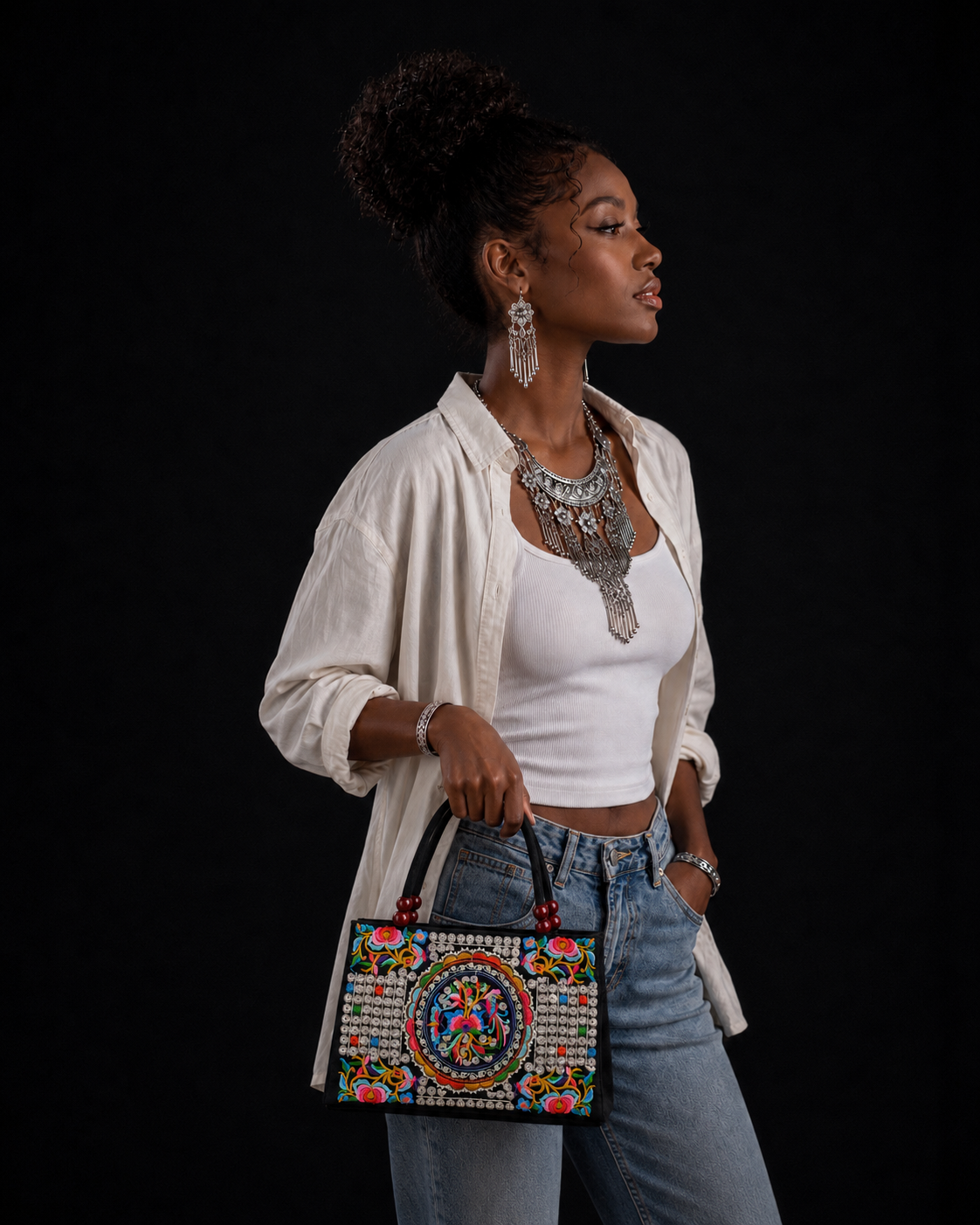 C01 Floral Mandala embroidered handbag